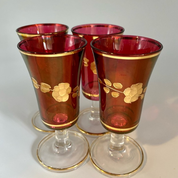 Cranberry Bohemian Czech Shot Glasses with Gold Etching. - Picture 1 of 6